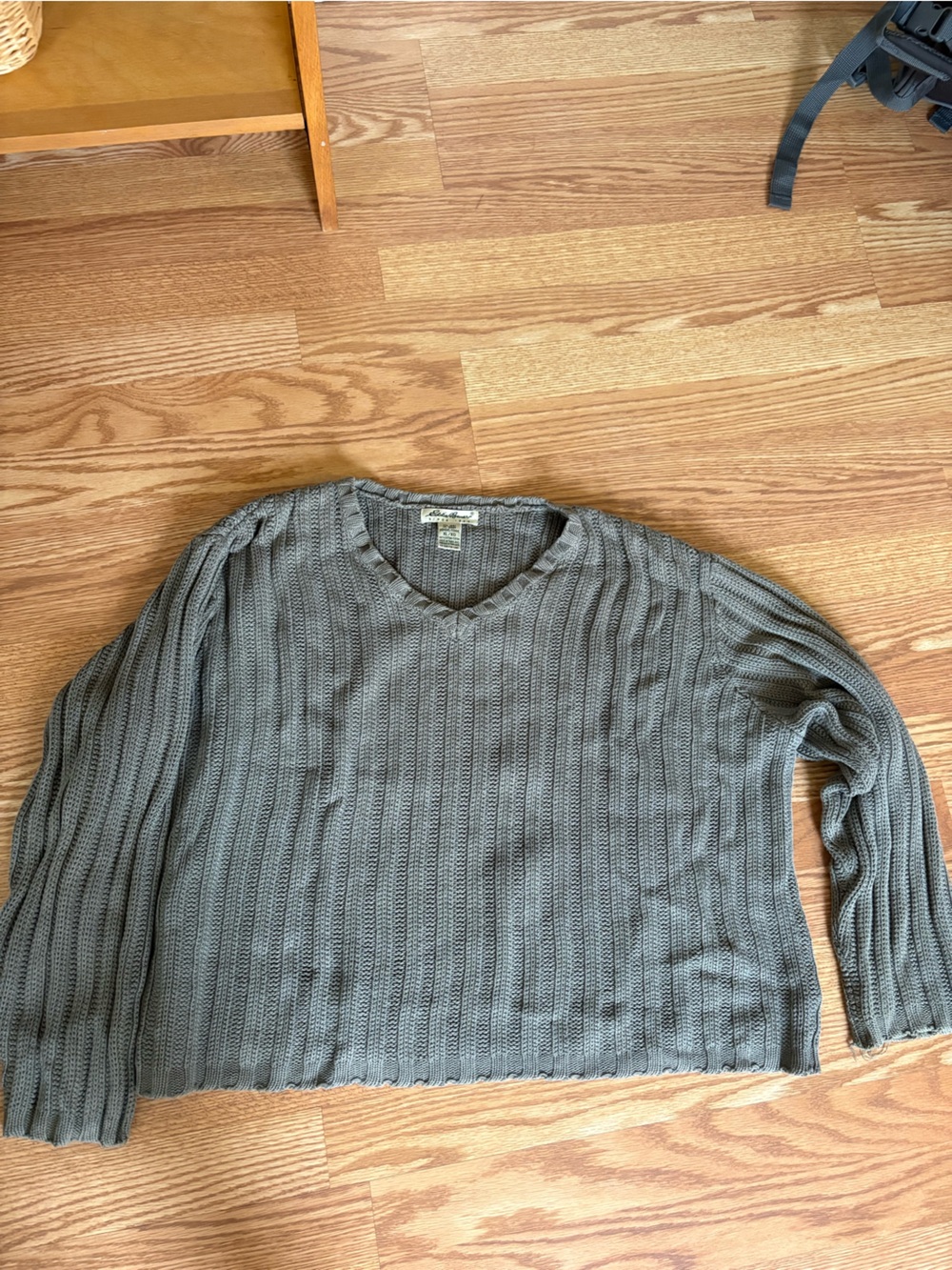 Eddie Bauer Ribbed Crewneck Sweater in Olive